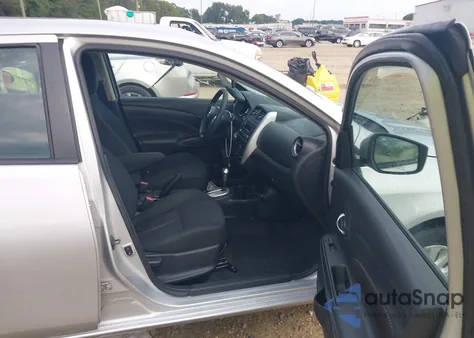 2018 Nissan Versa S/S Plus/Sv/Sl z USA, uszkodzony, nr VIN 3N1CN7APXJL802159